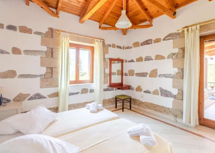 Maniatiko Village 스투파