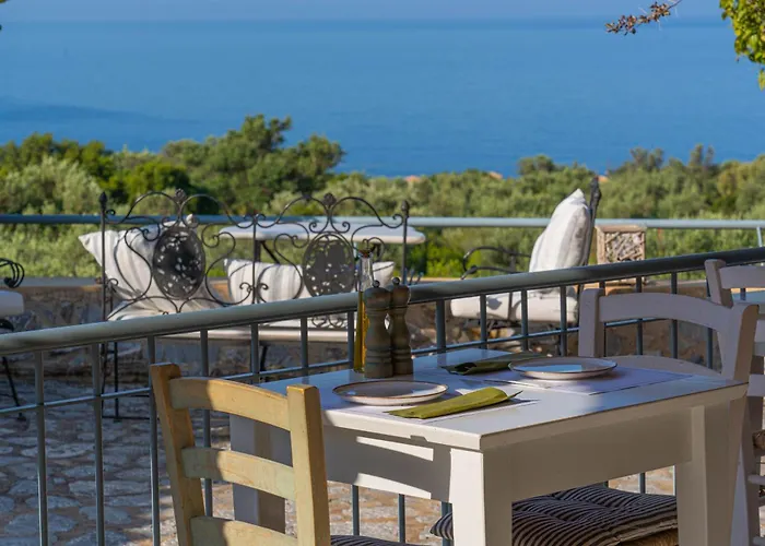 아파트 Maniatiko Village *