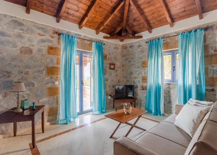 아파트 Maniatiko Village *