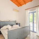 Maniatiko Village *
