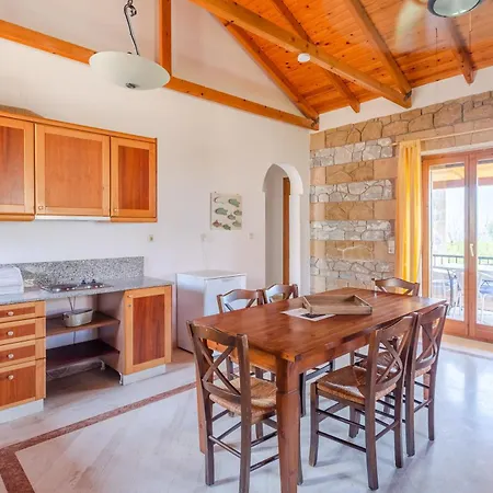 Maniatiko Village Apartment
