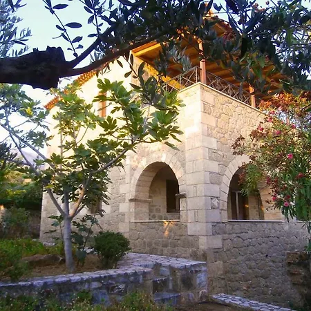 Maniatiko Village