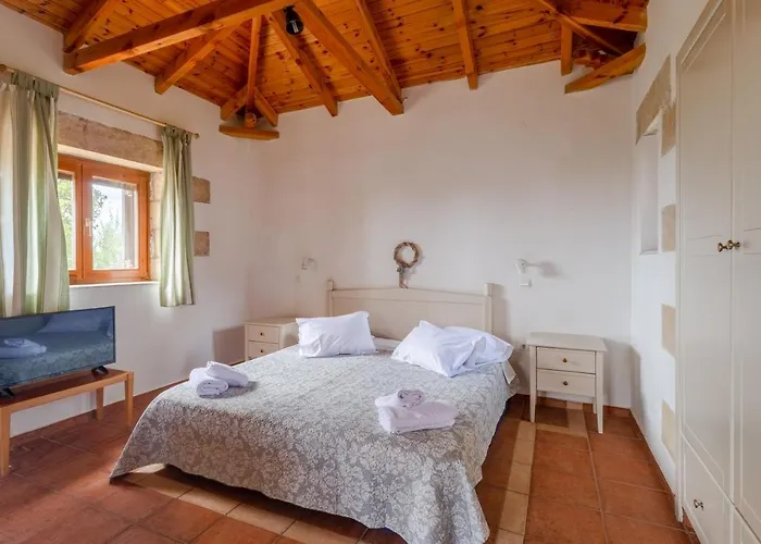 Maniatiko Village * Stoúpa